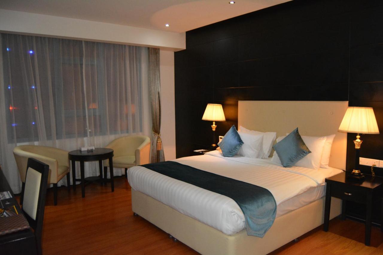 The Olive Hotel, Juffair Manama Zewnętrze zdjęcie